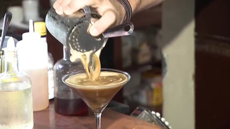New Jersey makes cocktails to-go permanent under new law