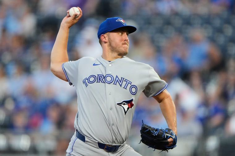 Blue Jays’ Jameson Taillon leaves game with elbow discomfort in first appearance since Aug. 10