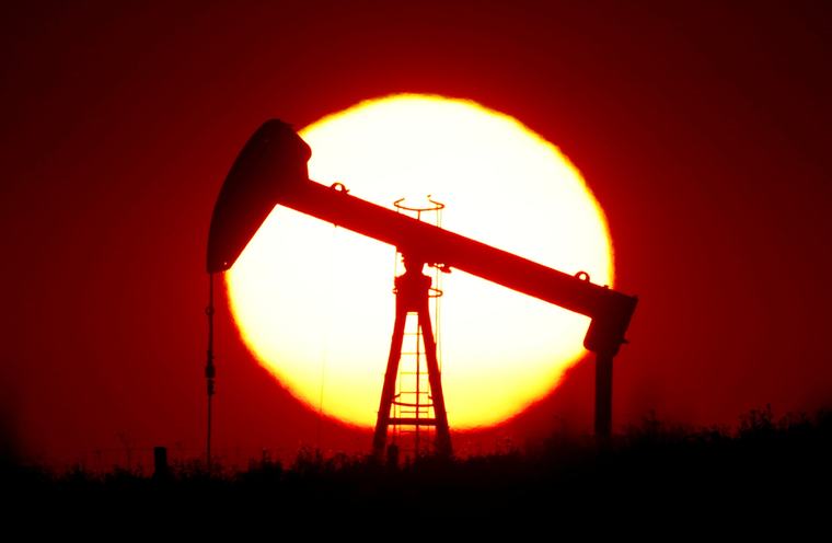 Oil hits multi-week highs after Houthi attacks on Saudi energy facilities