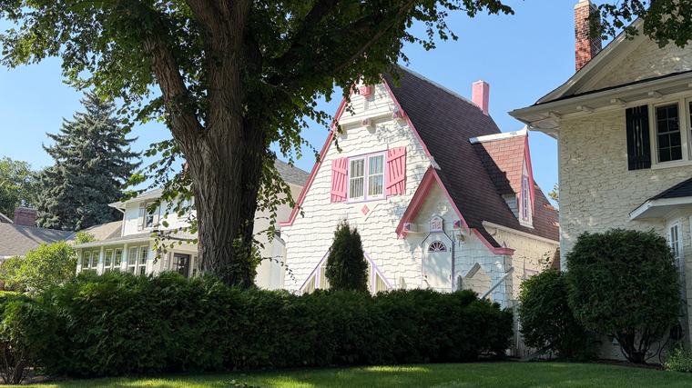 This 98-year-old ‘Doll House’ in Regina is getting a makeover