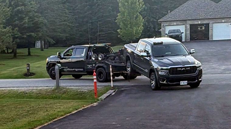‘I just want what I paid for’: Ontario man says $112,000 truck has been in shop for months