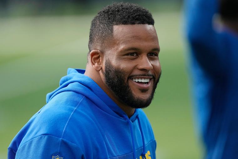 Aaron Donald ends his 2 1/2-year retirement, returns to the Los Angeles Rams for Super Bowl hunt