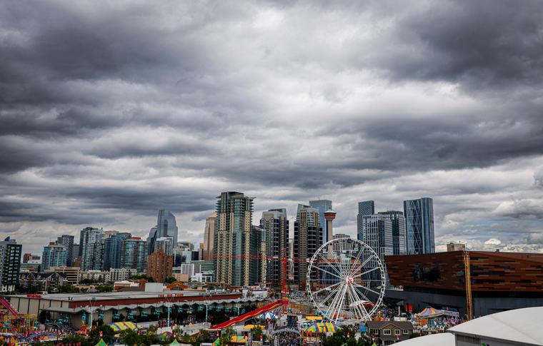 Calgary home sales fall 16% in August as prices drop, Real Estate Board says