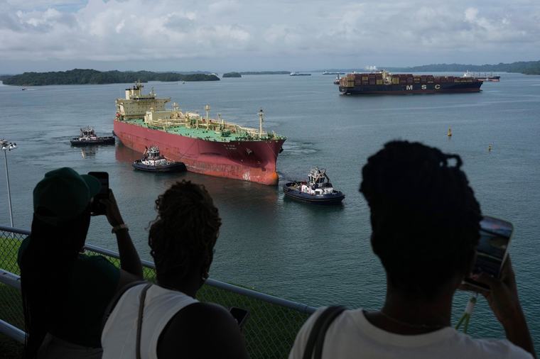 At the Panama Canal, El Niño is about to leave more ships high and dry