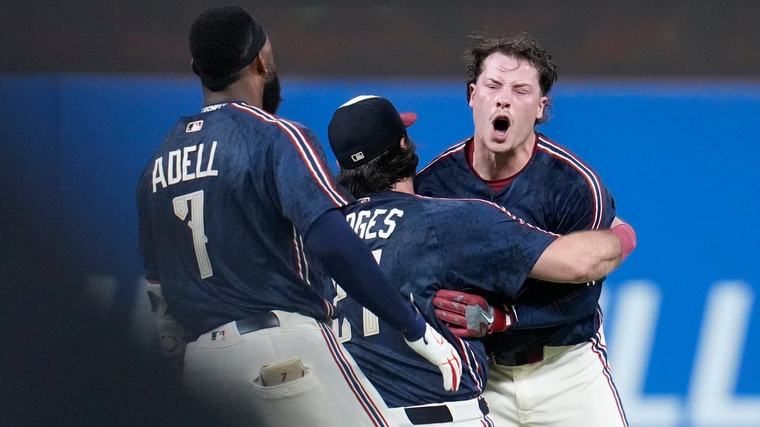 Bazzana singles home winning run in 10th inning as Guardians top Tigers to sweep doubleheader