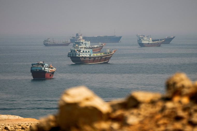 U.S. and Iran exchange attacks as lull in war appears over