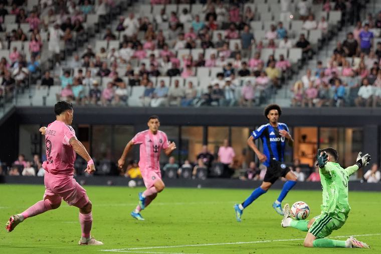 Messi scores four goals, leads Inter Miami to 7-1 victory over CF Montreal