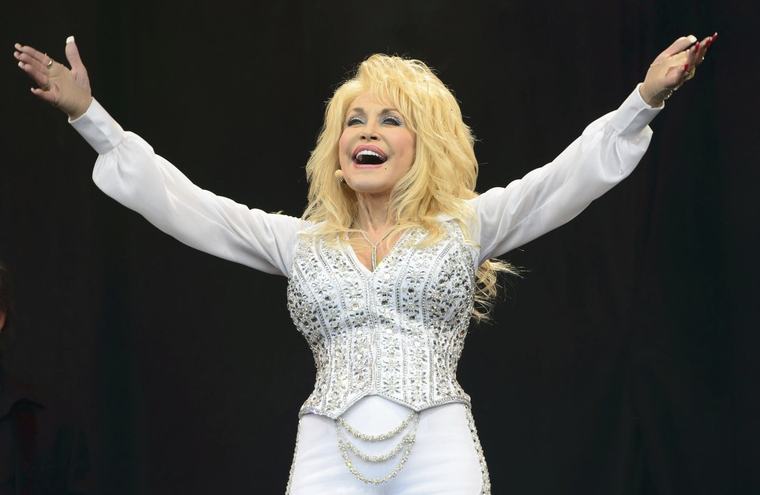 ‘God, music and sex’: Christianity and LGBTQ2S+ shared Dolly Parton’s stage