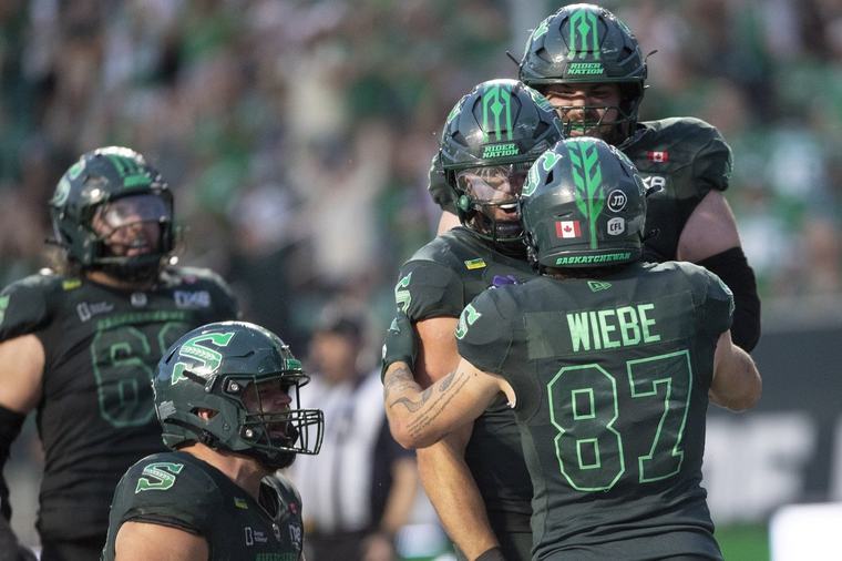 Roughriders host Blue Bombers for Labour Day Classic on TSN with West Division heating up