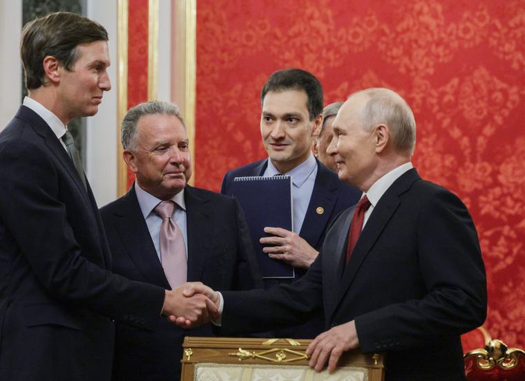 Putin, Zelensky agree to pause strikes on Kyiv and Moscow during talks with Trump envoys