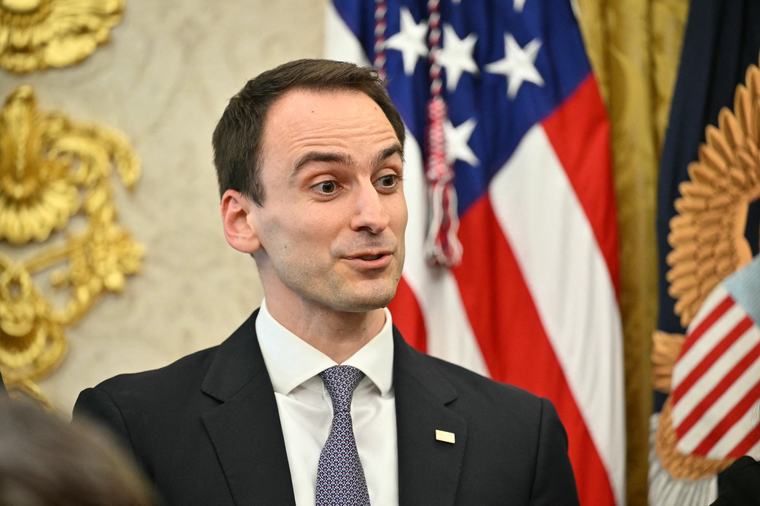 U.S. urges G20 to take hands-off approach to regulating AI