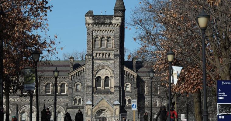 More than 6,000 University of Toronto staff vote for strike mandate days before classes begin