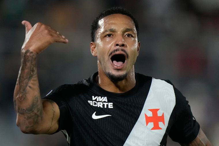 Brazilian league player targeted in anti-drugs raids: club