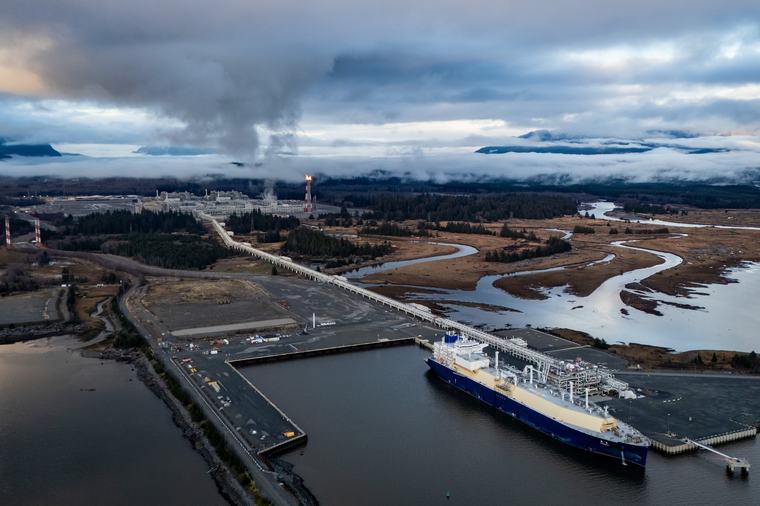 Oil patch M&A boom signals confidence in Canada’s gas export superpower strategy