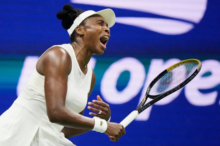 Venus Williams falls at first hurdle in U.S. Open